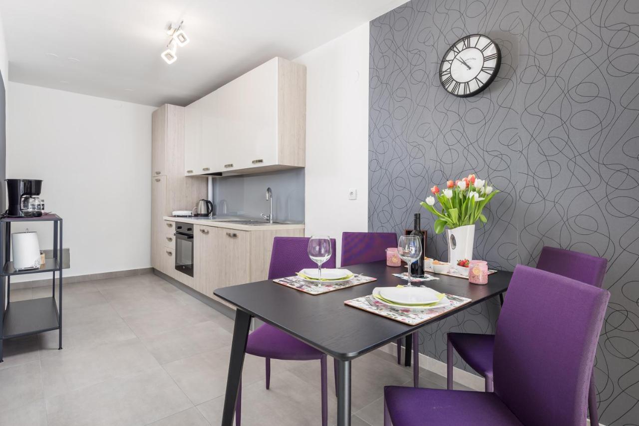 Sunny Studio Apartment With Balcony Fiume Esterno foto