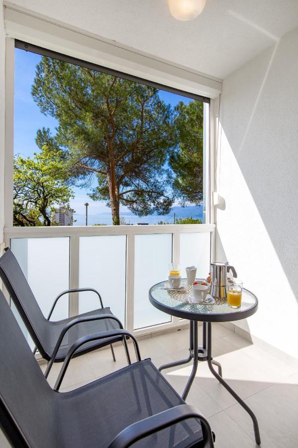 Sunny Studio Apartment With Balcony Fiume Esterno foto
